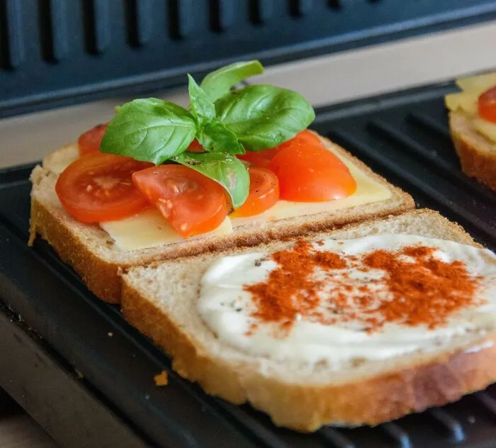 30 Dishes From The Menu Of Picky Eaters Outside The US, According To People Online