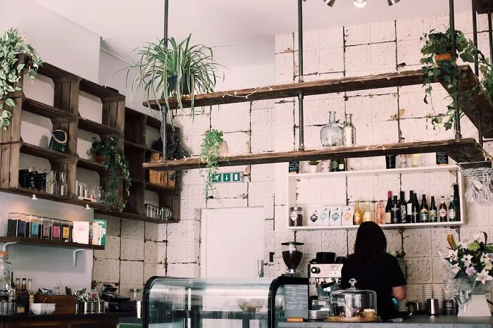 30 People Share The Most 'Small Town' Things They've Ever Seen Happen In Real Life