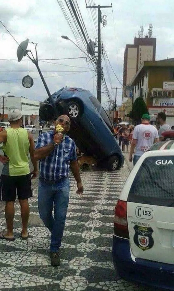 45 Imágenes sin contexto que no lo necesitan para hacerte reír