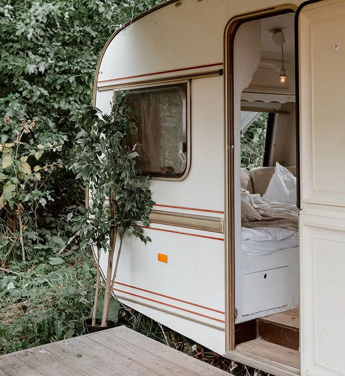 "Grass Is Not Greener": 30 People Who Divorced And Then Remarried Their Ex Share What Happened