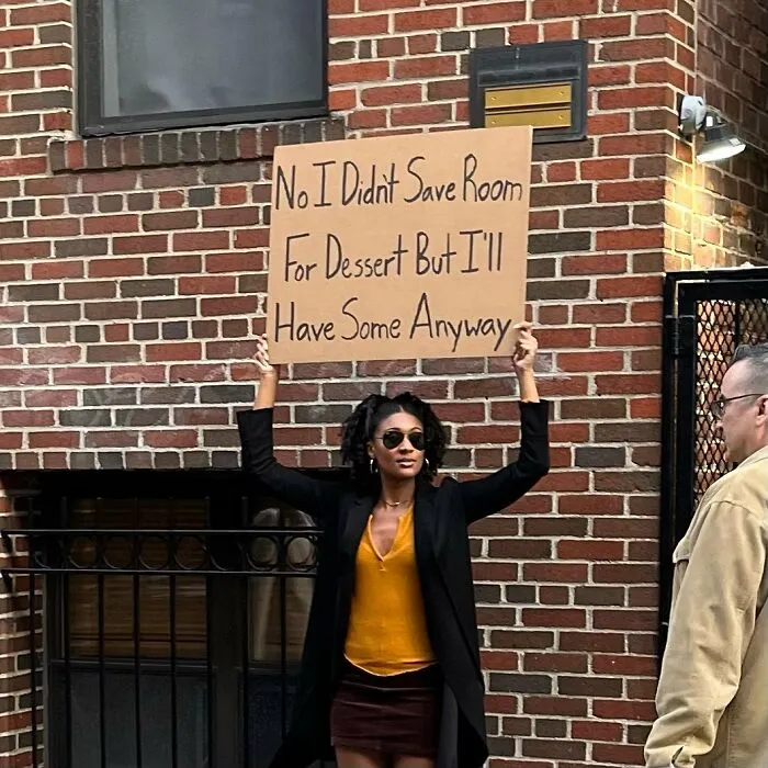 30 Of The Funniest And Most Accurate Signs About Everyday Annoyances By This Dudette (New Pics)