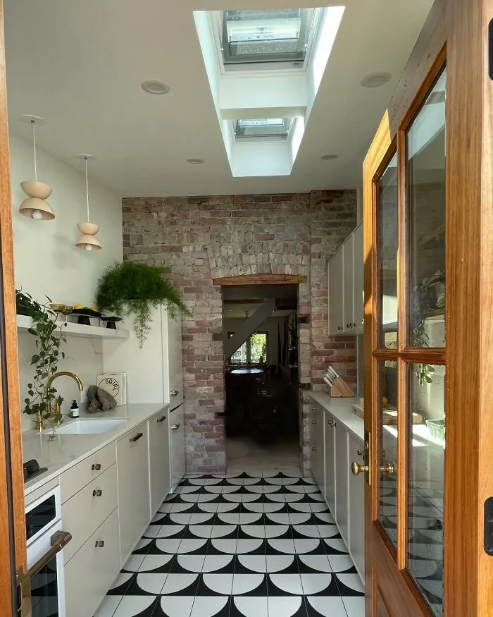 Opt For An Exposed Brick Wall