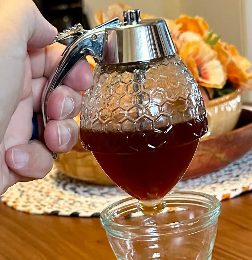 Whats Better Then Mess Free Honey Or Maple Syrup ? All Made Easy By This<span Style="Font:inherit;color:#d74b1f;"> Elegant Honeycomb Dispenser</Span>