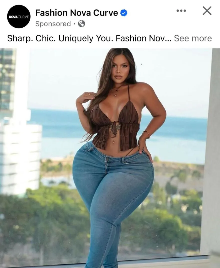 A Completly Natural Unedited Female Figure 