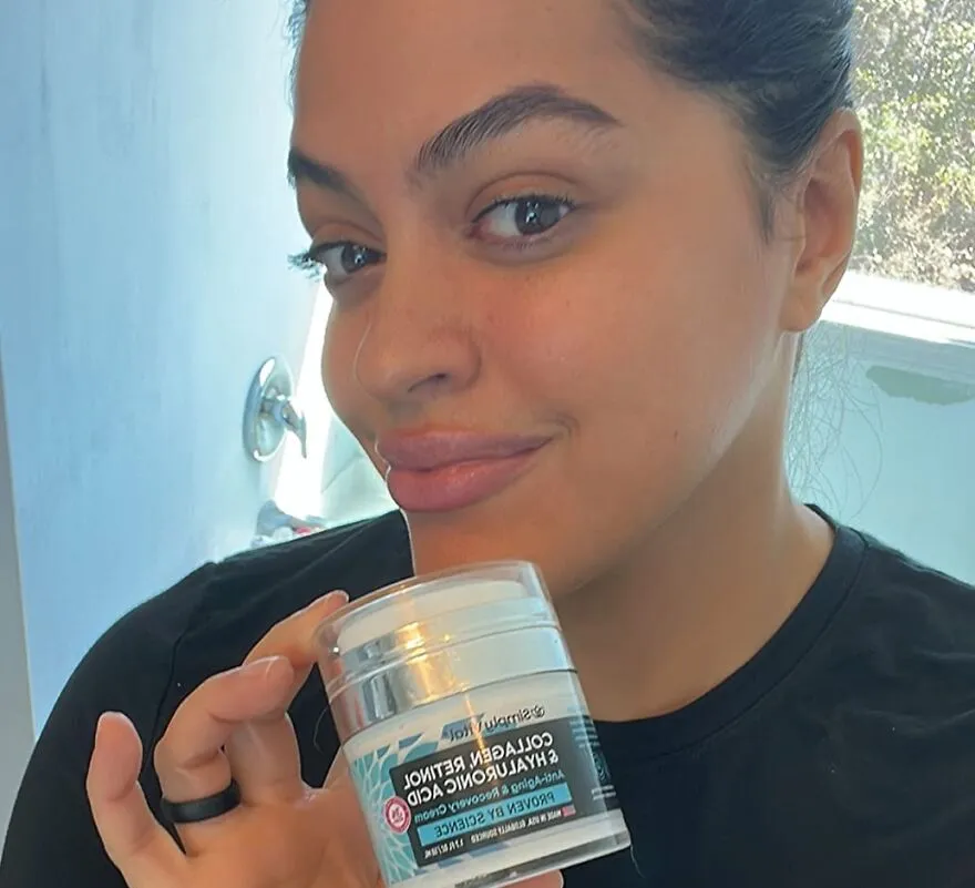 Turn Back Time: <span Style="Font:inherit;color:#d74b1f;"> Simplyvital Collagen Cream </Span> For Day & Night Radiance!