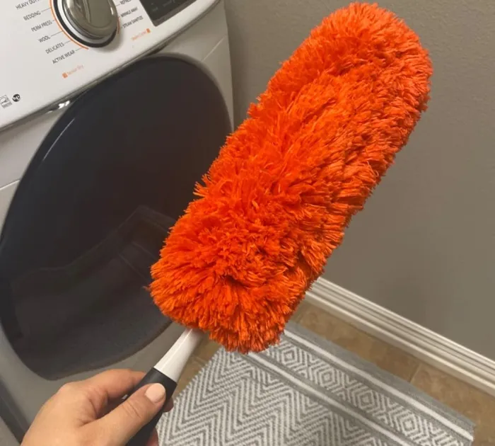 No Dust, No Fuss With The <span Style="Font:inherit;color:#d74b1f;"> Oxo Good Grips Microfiber Hand Duster</Span>
