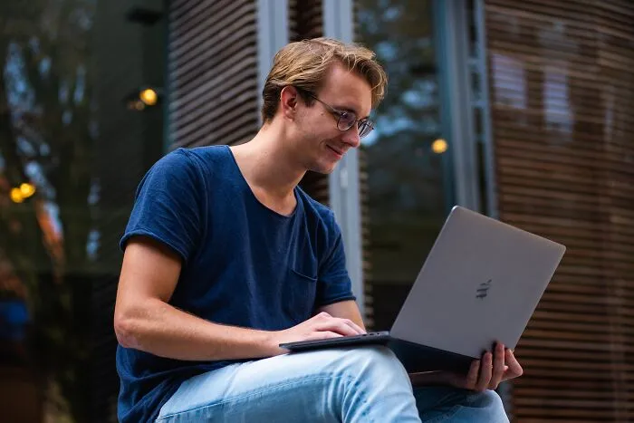 30 Moments In Which People Realized They No Longer Wanted To Work At Their Current Job