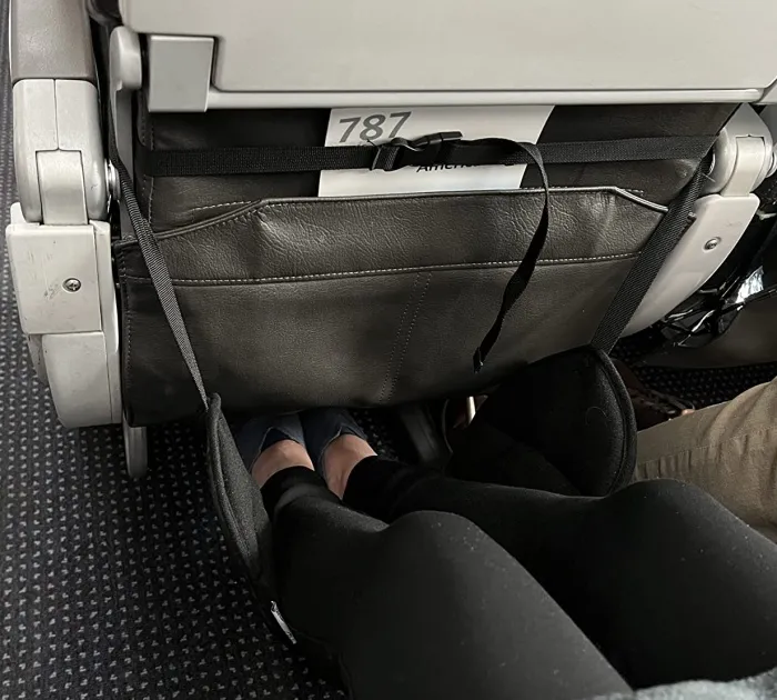 The Cramped Space Under The Seat In Front Of You Can Now Be Transformed Into A Luxurious, Swinging Foot Spa With This <a Style="Display:inline;" Href="Https://Www.amazon.com/Dp/B01m35m87o?ascsubtag=7346953%2c11%2c33%2cd%2c0%2c0%2c0%2c0%3a0%2c20435605%2c0%2c0%2c0&linkcode=ll1&tag=bpwombat-20&linkid=fcee4715763743c3bf62cbf6121ad837&language=en_us&ref_=as_li_ss_tl" Target="_blank">   <span Style="Font: Inherit; Color: #d74b1f;"> Memory Foam Airplane Footrest </Span>