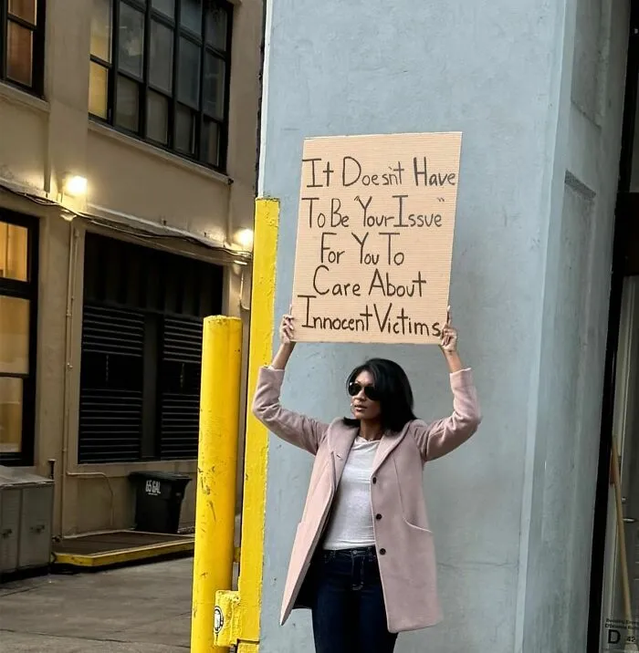 30 Of The Funniest And Most Accurate Signs About Everyday Annoyances By This Dudette (New Pics)
