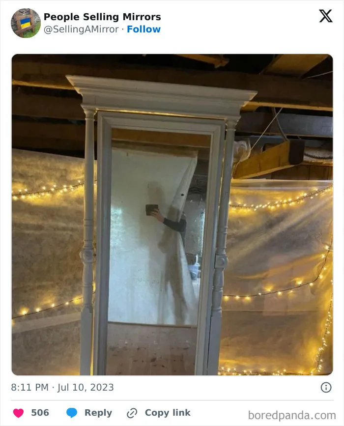 This Page Shares Pics Of People Trying To Sell Mirrors, And It's Comedy Gold (40 New Pics)