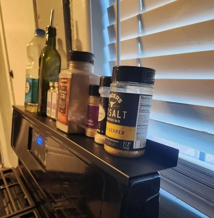 Get <span Style="Font:inherit;color:#d74b1f;"> Stoveshelf </Span> And Turn Your Stove Into A Spice Paradise!
