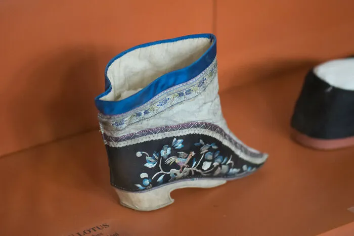 30 Awful Beauty Standards That Probably Shouldn't Have Existed In The First Place