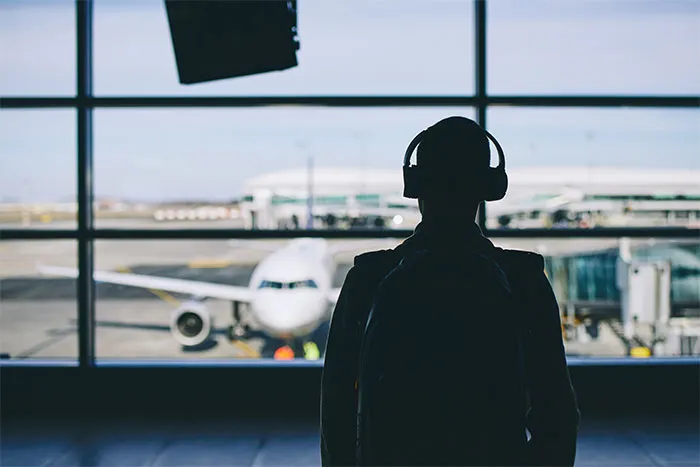 34 Frequent Fliers Share Unwritten Rules That Passengers Should Follow On Airplanes