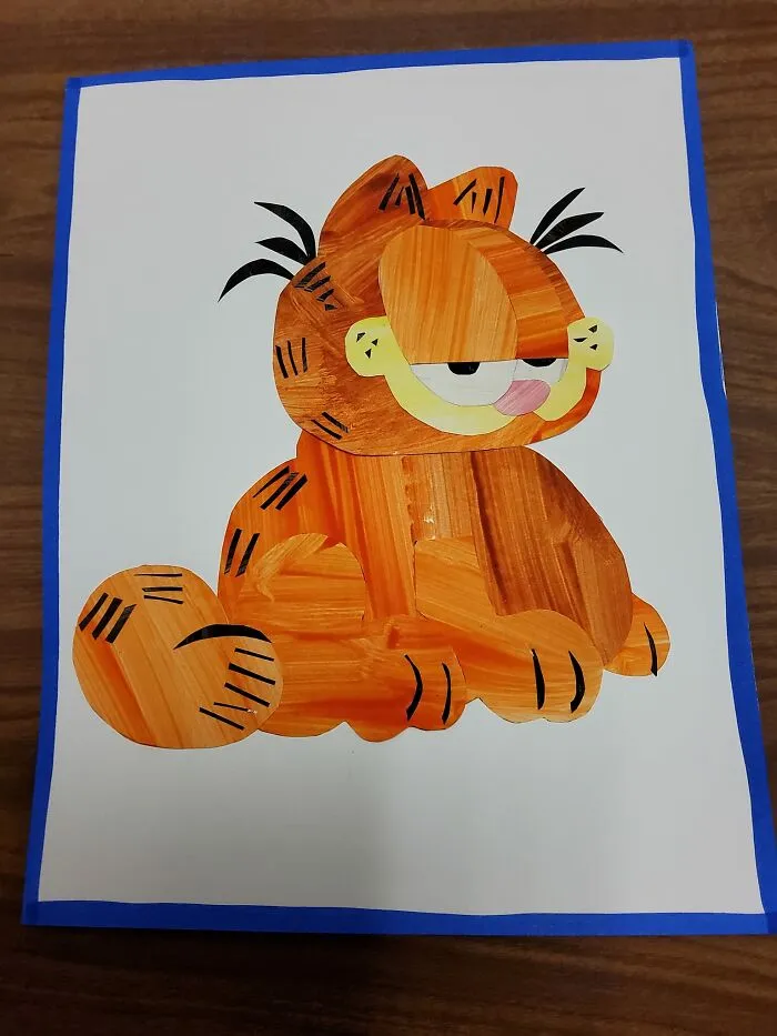 I See Garfield Looking At Me
