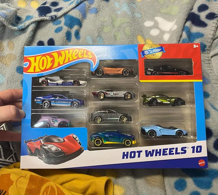 Race Into Your Kiddo's Heart With <span Style="Font:inherit;color:#d74b1f;"> A Hot Wheels 10-Car Multipack</Span>, Perfect For Helping Their Imagination Hit Overdrive And Boost Their Love For Auto-Fashion!