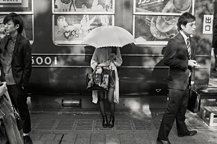 Seeking Hidden Connections: My Candid Exploration Of Street Life Over The Years (31 Pics)
