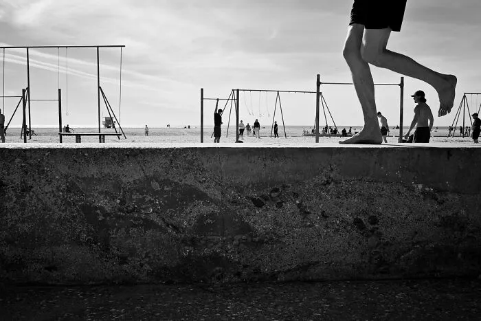 Seeking Hidden Connections: My Candid Exploration Of Street Life Over The Years (31 Pics)