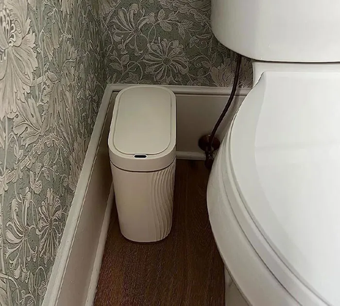 Sweep Trash Away The Jedi Way: <span Style="Font:inherit;color:#d74b1f;"> Motion Sensor Trash Can</Span> In Action!