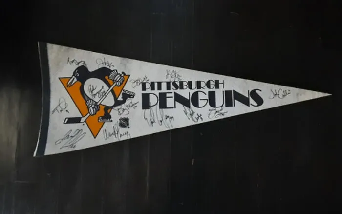 Mario Lemiuex, Paul Coffey, Mark Recchi (Hockey Hall Of Famers), And Team Mates