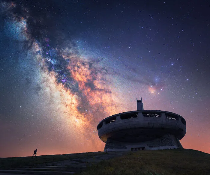 Back To The Space Ship