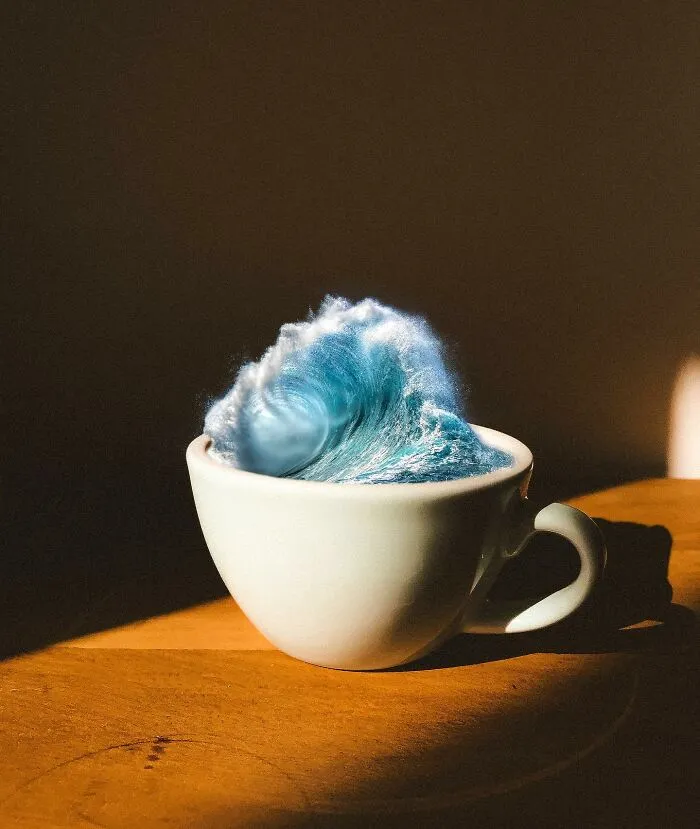 30 Surreal Pictures Showcasing An Alternative Reality By Tom Fabia