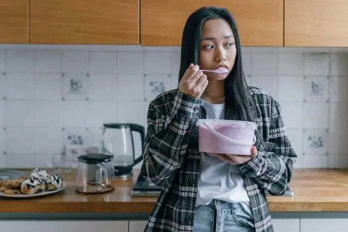 30 People Get Honest About The Ways They Ruined Their 20s And It May Be Your Wakeup Call