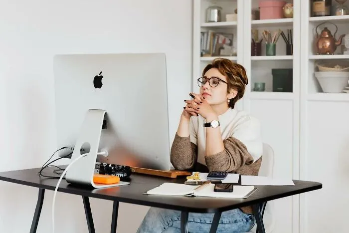30 People Get Honest About The Ways They Ruined Their 20s And It May Be Your Wakeup Call
