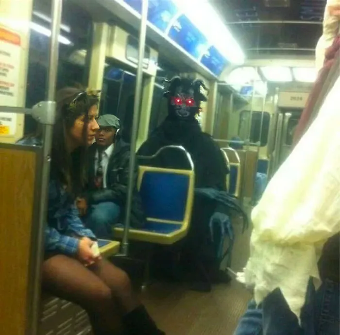 This Page Is All About Cursed Images, And Here's 35 Of The Most Unsettling Ones