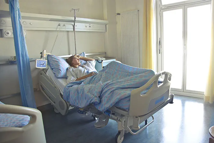 37 Hospital Patients And Staff Share The Wildest Things They've Witnessed
