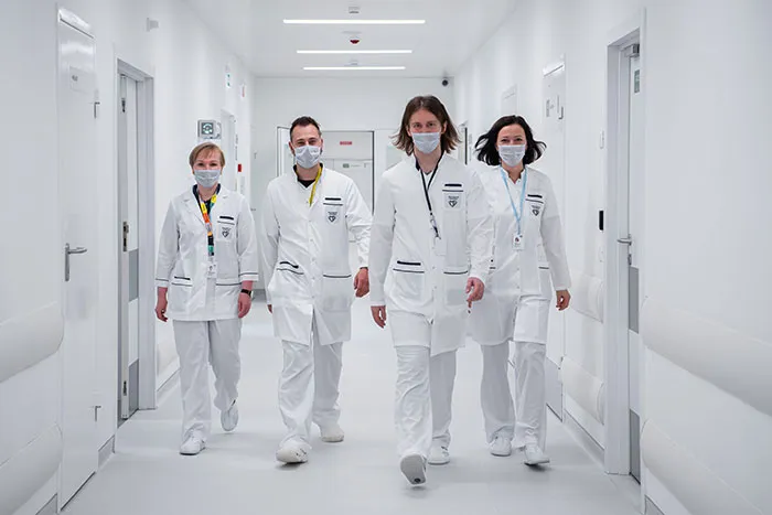 37 Hospital Patients And Staff Share The Wildest Things They've Witnessed