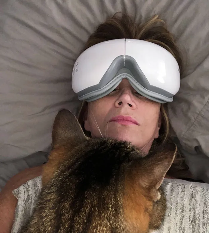Get Stress Off Your Eyes With <a Style="Display:inline;" Href="Https://Www.amazon.com/Dp/B07sm61fct?&linkcode=ll1&tag=bphamster-20&linkid=a5537a34e8e3e5e2ba8aab47d19c6842&language=en_us&ref_=as_li_ss_tl" Target="_blank"><span Style="Font:inherit;color:#d74b1f;"> Renpho Eyeris 1 Eye Massager </Span>- Your Perfect Little Helper For A Good Night's Sleep And Headache Relief!