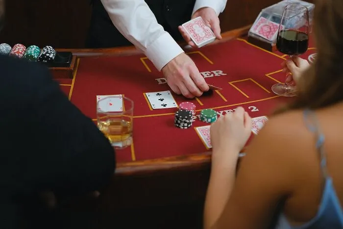  22 Stories Of People Who Won The Lottery And Instantly Fell Victim To The Lottery Curse