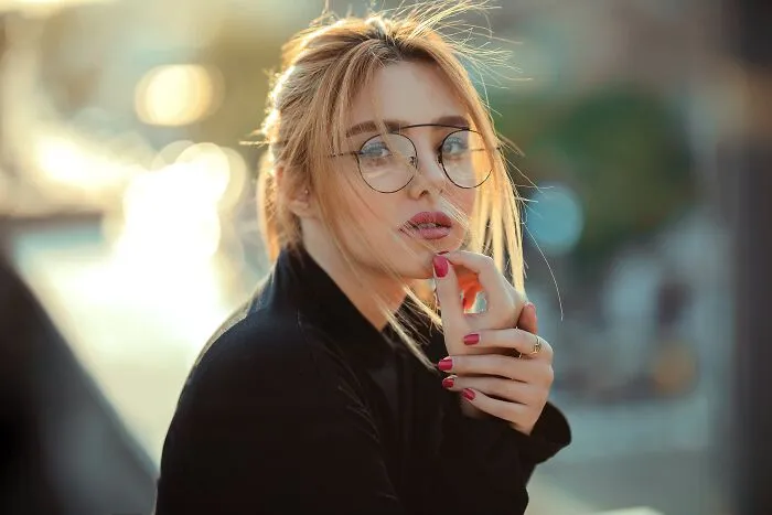 30 Awful Beauty Standards That Probably Shouldn't Have Existed In The First Place