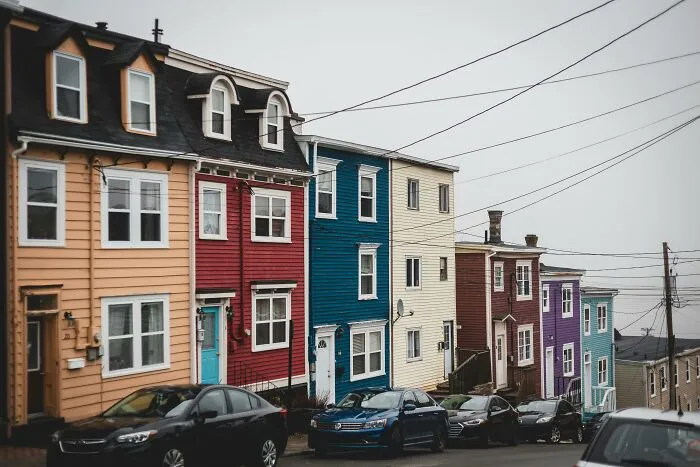 30 Unique Reasons Why Someone Didn't Buy A House, As Shared Online
