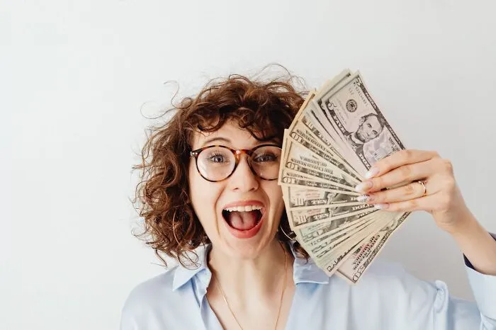  22 Stories Of People Who Won The Lottery And Instantly Fell Victim To The Lottery Curse