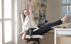 Woman Resigns After Being Removed From A Project, Watches Company Crumble Down At Her New Job
