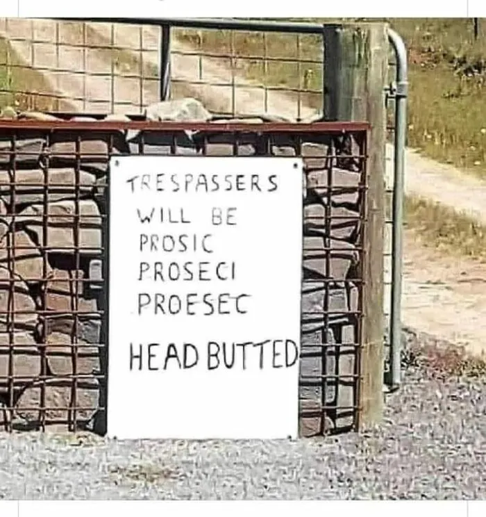 50 Times Signs Were So Funny, People Had To Share Them In This Facebook Group
