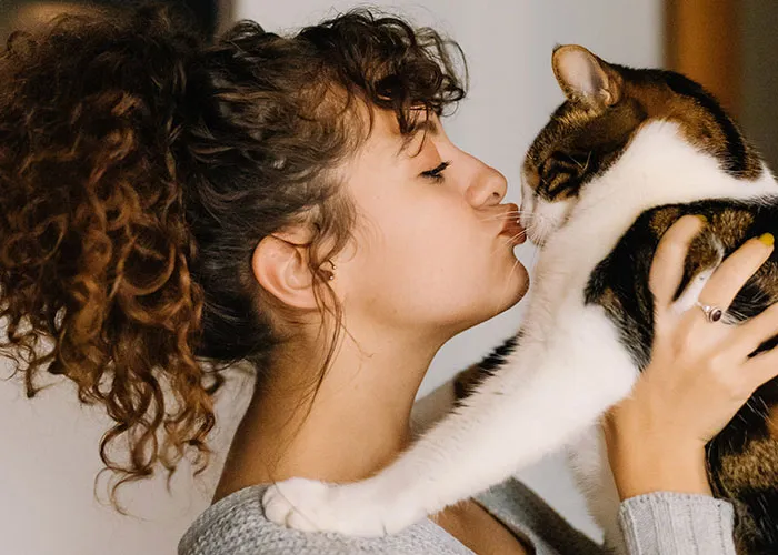 “Take Out All The Quarters”: People Share 40 Unscrupulous Practices They Live By