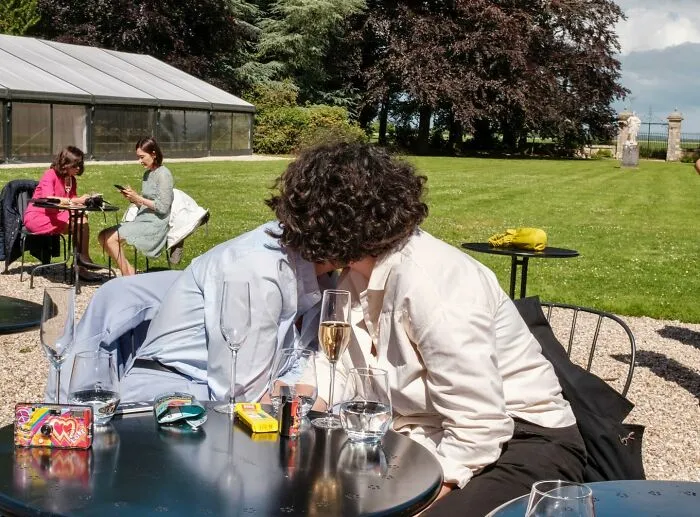 23 Honest Wedding Photos By Ian Weldon That Are As Funny As They Are Chaotic (New Pics)