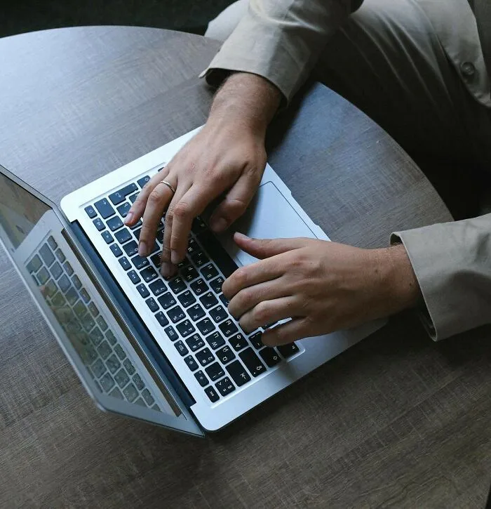 “He Never Came Back”: 40 Things People Know They Saw But Don’t Have Any Proof Of