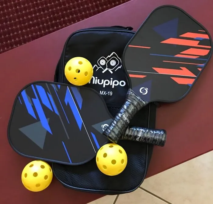 Master The Court With Fiberglass <span Style="Font:inherit;color:#d74b1f;"> Pickleball Paddles Set</Span>, Complete With 4 Pickleball Balls