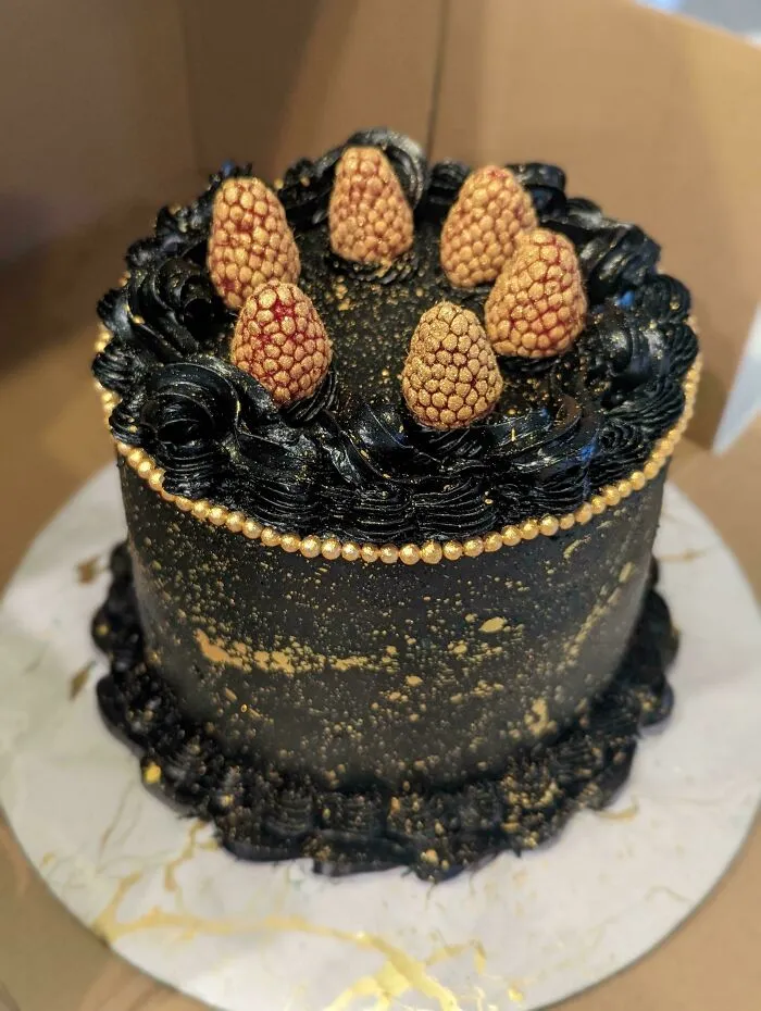 My Buttercream Turned Black Overnight, What Did I Do?
