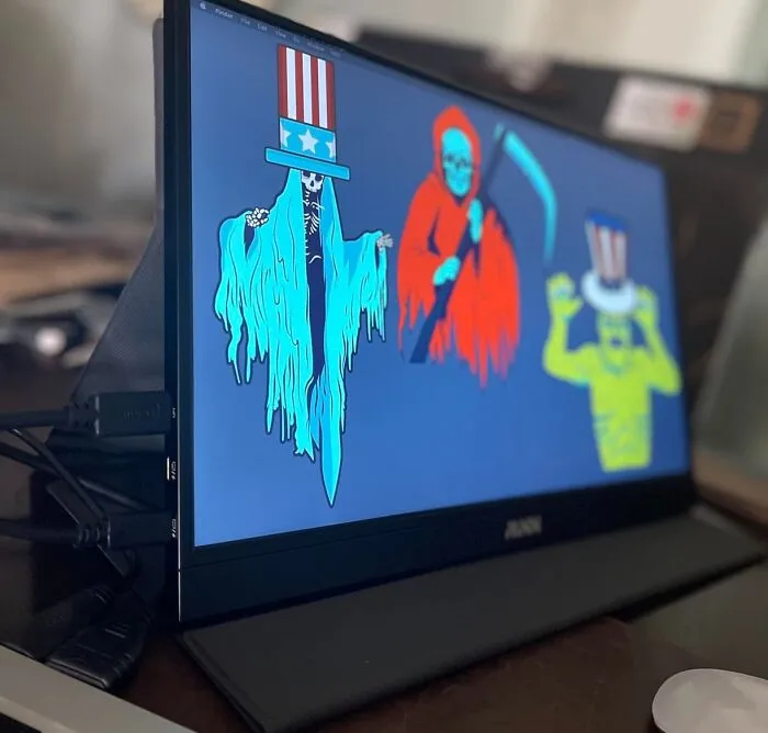 Elevate Your Play: <span Style="Font:inherit;color:#d74b1f;"> Ultra-Slim Portable Monitor</Span> - Plug, Play & Win!