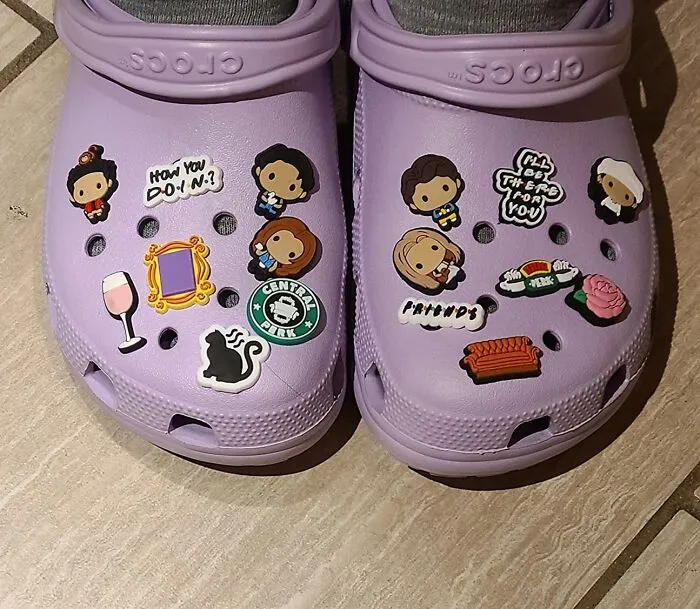 From Central Perk To Your Feet: <span Style="Font:inherit;color:#d74b1f;"> Friends Charms</Span> For Fun Clog Makeovers!
