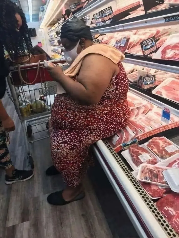 La carne es para acomodar tu trasero, claro