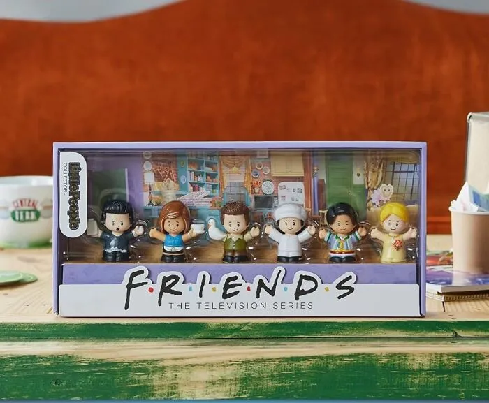 <span Style="Font:inherit;color:#d74b1f;">  Friends Mini: Collector's Set</Span> - Your Fave Six In One Adorable Package!