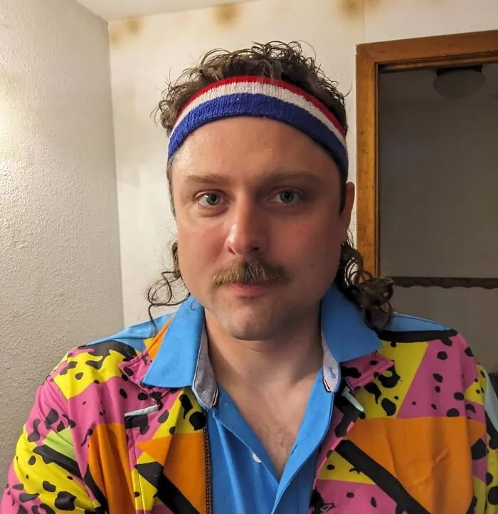 Unleash Your Inner Weirdo With <a Style="Display:inline;" Href="Https://Www.amazon.com/Mullet-On-The-Go-Fba_9a66156/Dp/B00bc1gcoo?ie=utf8&linkcode=ll1&tag=bpstarfish-20&linkid=f2dffdc981bd059b1022752c717fe6b2&language=en_us&ref_=as_li_ss_tl" Target="_blank"><span Style="Font:inherit;color:#d74b1f;"> The Bobcat Costume Mullet Headband Wig</Span>