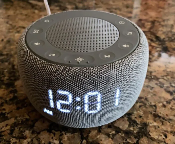 Sleep Tight To Light: <span Style="Font:inherit;color:#d74b1f;"> Buffbee's Sound Machine & Alarm Clock</Span> For Sweet Dreams!