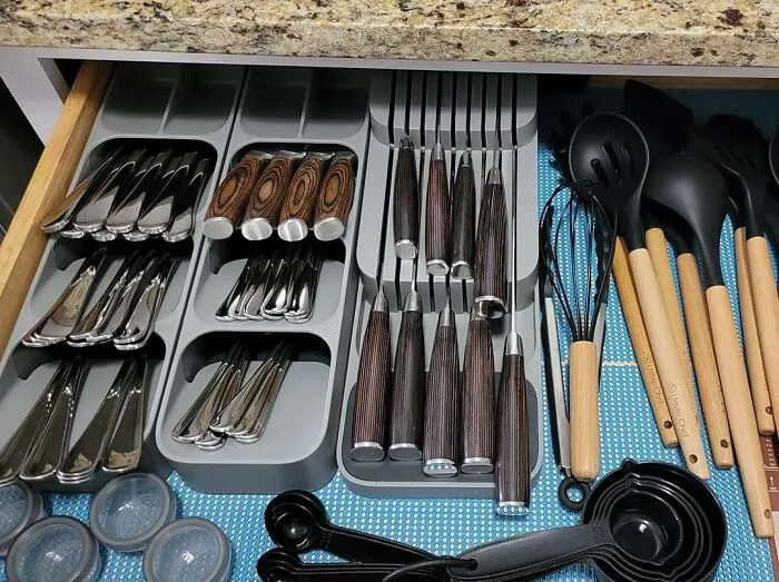 Maximize Drawer Space And Keep Your Silverware Neatly Organized With <span Style="Font:inherit;color:#d74b1f;"> Compact Utensil Organizer</Span>