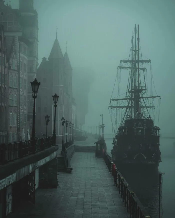 Mañana con niebla en Gdańsk, Polaonia